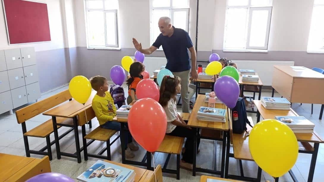 Türk İş Madenciler İlkokulu'nda Uyum Haftası Coşkusu