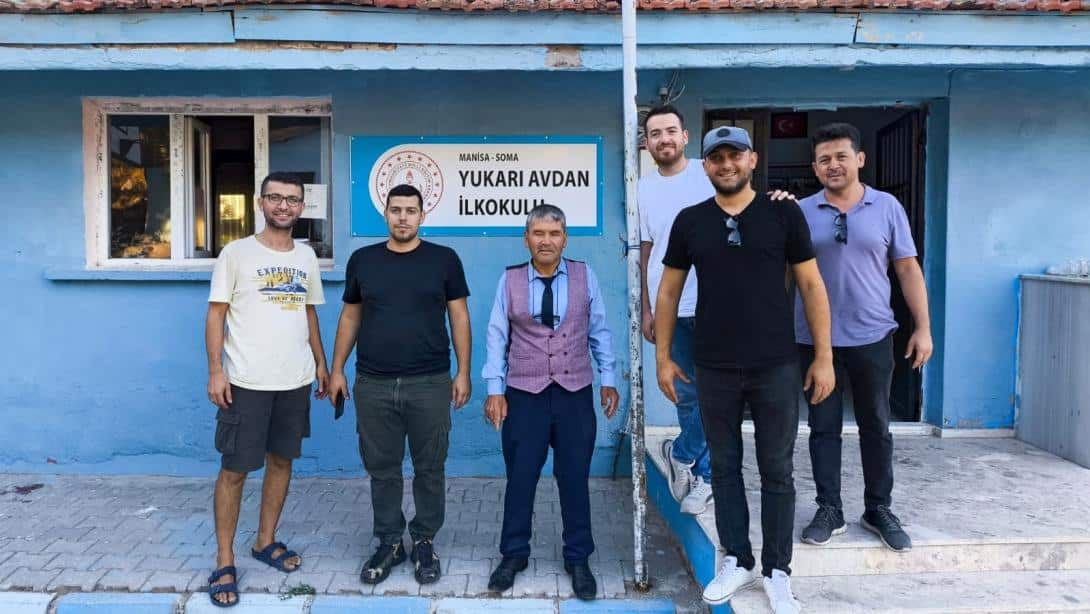 Soma'da Eğitimde Dayanışma: Etkileşimli Tahtalar Yeni Okullarına Kavuştu